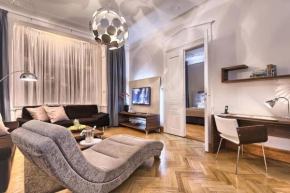 Heritage Haven Charming 3BR City Center